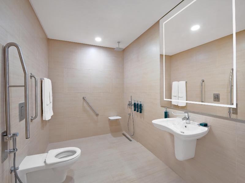 Hilton Bahrain City Centre Hotel & Residences image