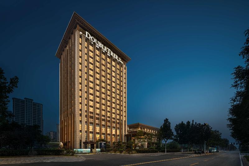 DoubleTree by Hilton Kaifeng image
