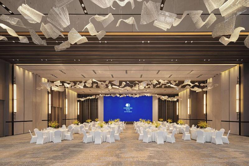 DoubleTree by Hilton Kaifeng image