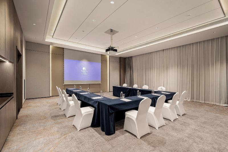 DoubleTree by Hilton Kaifeng image