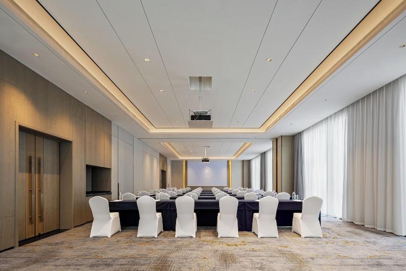 DoubleTree by Hilton Kaifeng image