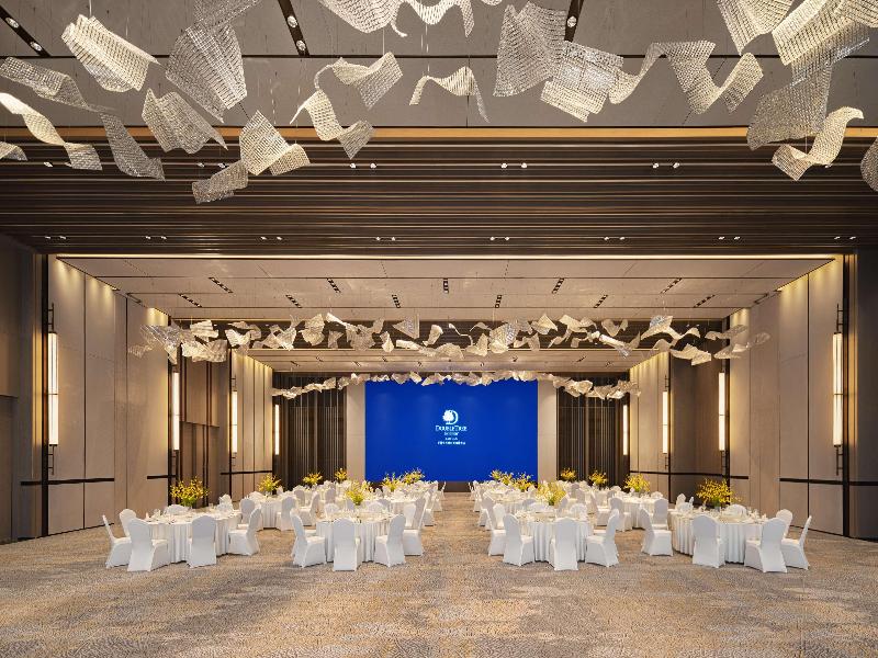 DoubleTree by Hilton Kaifeng image