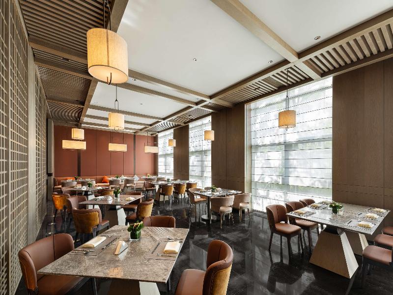 DoubleTree by Hilton Kaifeng image