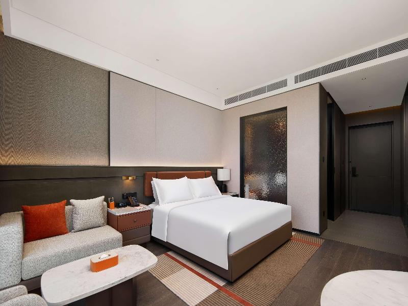 DoubleTree by Hilton Kaifeng image