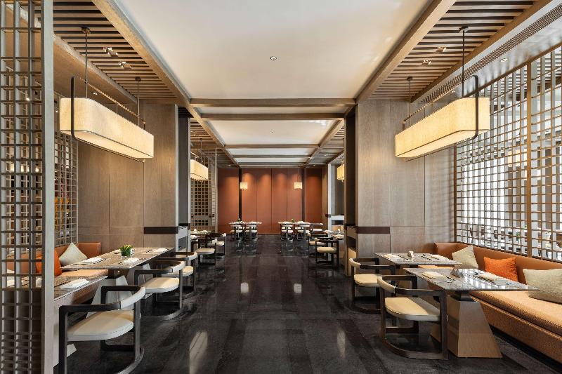 DoubleTree by Hilton Kaifeng image