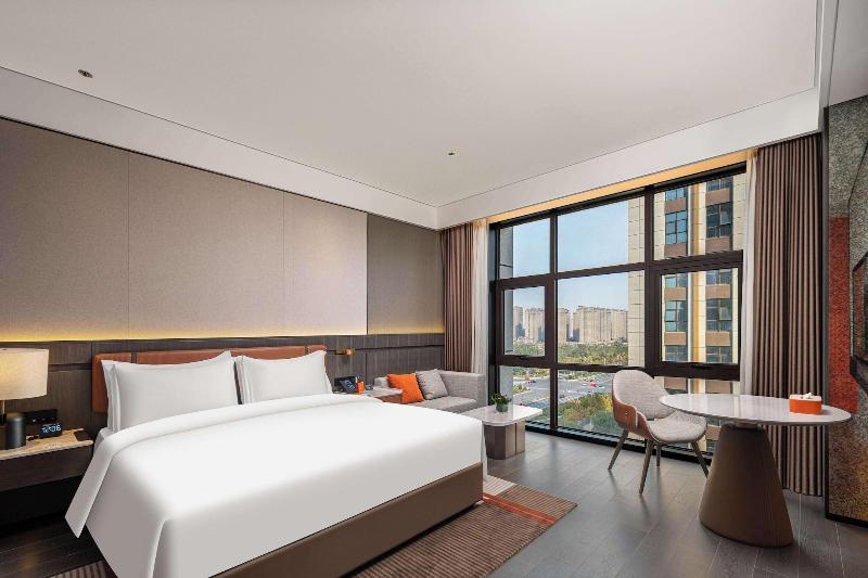 DoubleTree by Hilton Kaifeng image