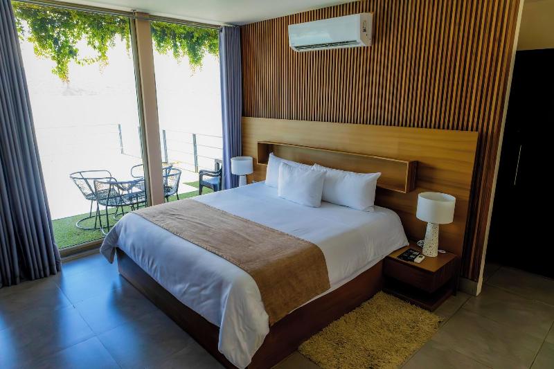 Cardedeu Residence image