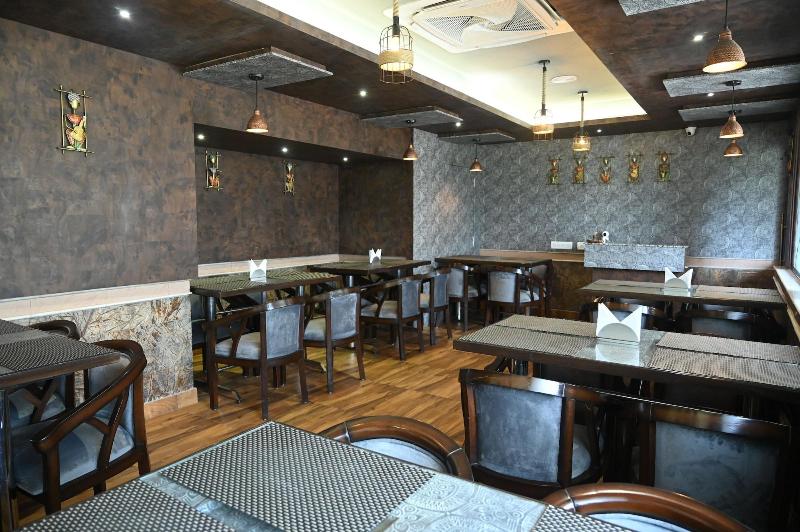 Hotel Churuvilla image
