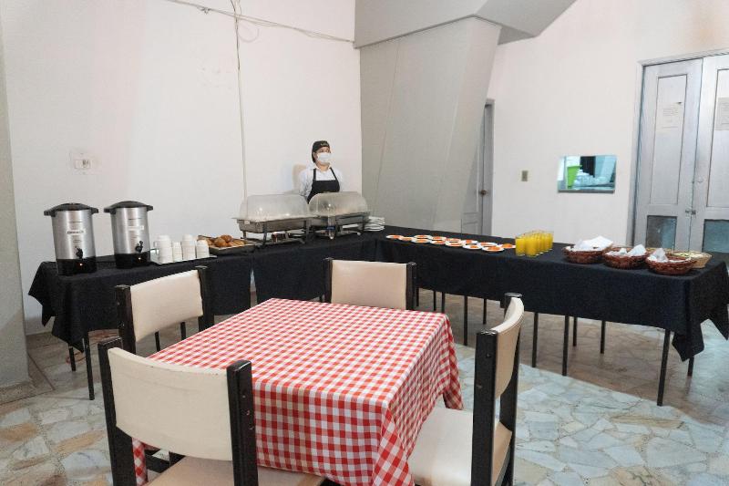 Hotel Suarel Center image