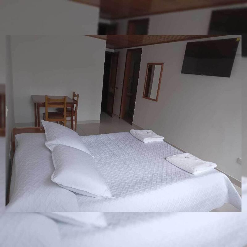 Hotel Suarel Center image