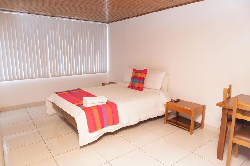 Hotel Suarel Center image