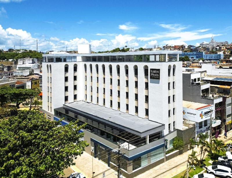 Ilha Us Praia Hotel image