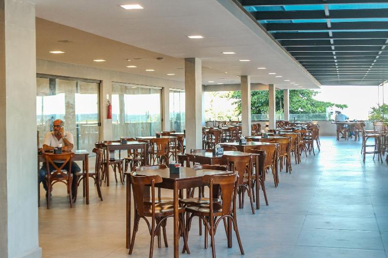 Ilha Us Praia Hotel image