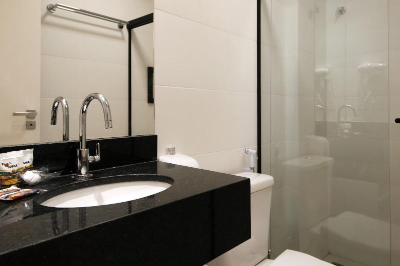 Ilha Us Praia Hotel image