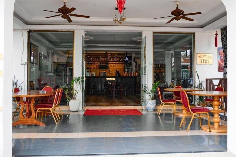 Royal Park Hotel image