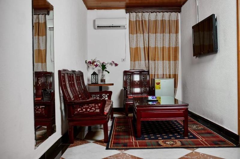 Royal Park Hotel image