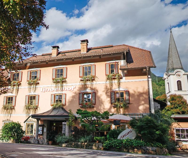 Landhotel Lindenhof — photo 2