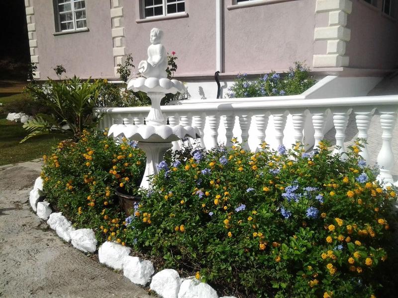 Rejens Hotel image