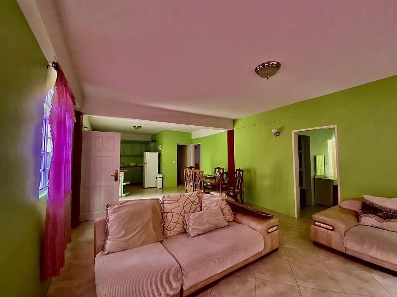 Rejens Hotel image