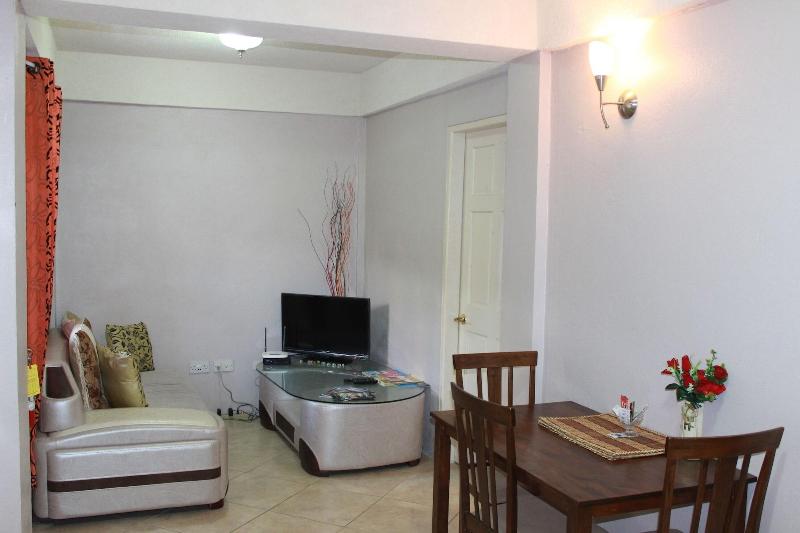 Rejens Hotel image