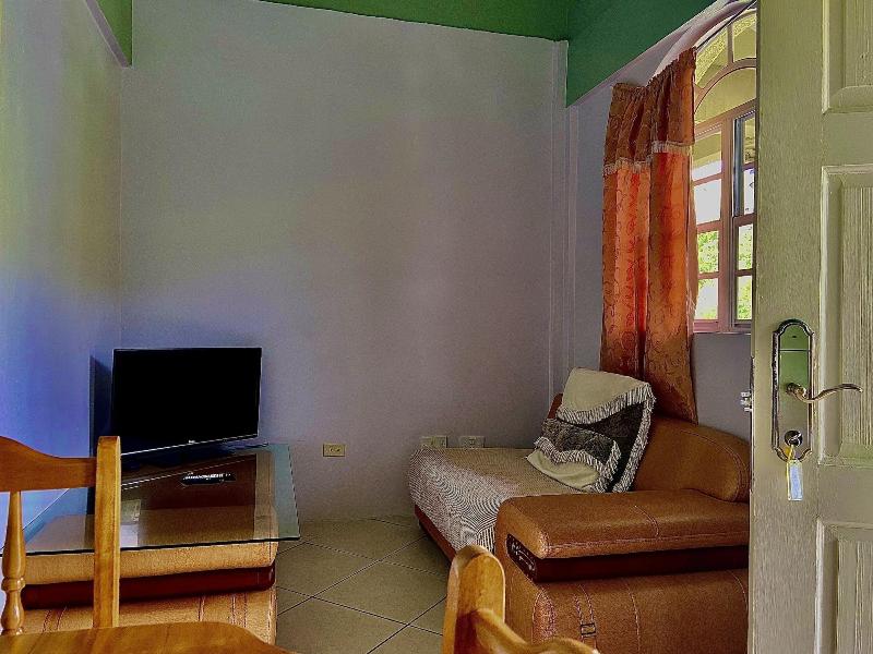 Rejens Hotel image