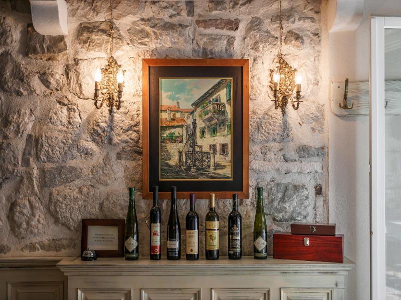 Hotel Monte Cristo image