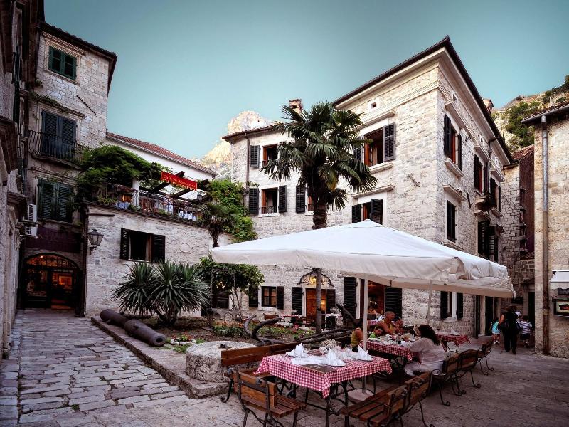 Hotel Monte Cristo image