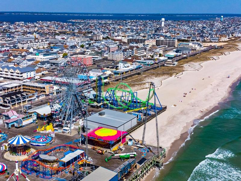 Boardwalk Sand Surf Inn Oceanfront image