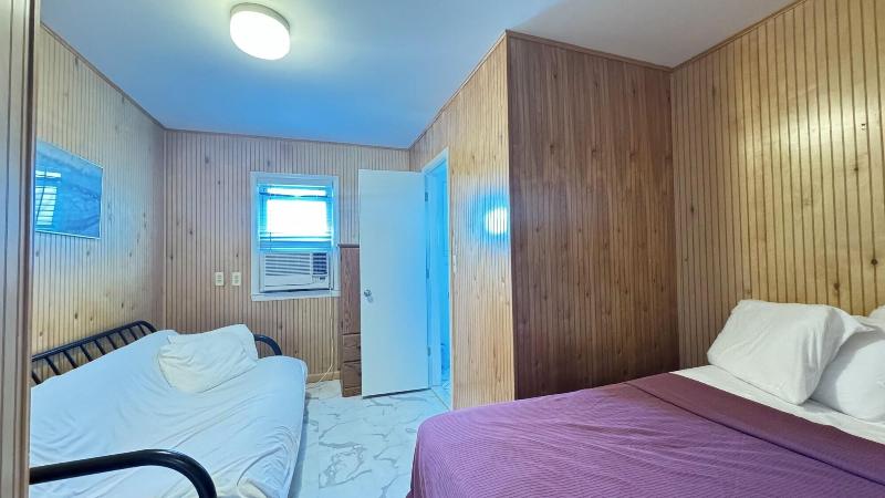 Boardwalk Sand Surf Inn Oceanfront image
