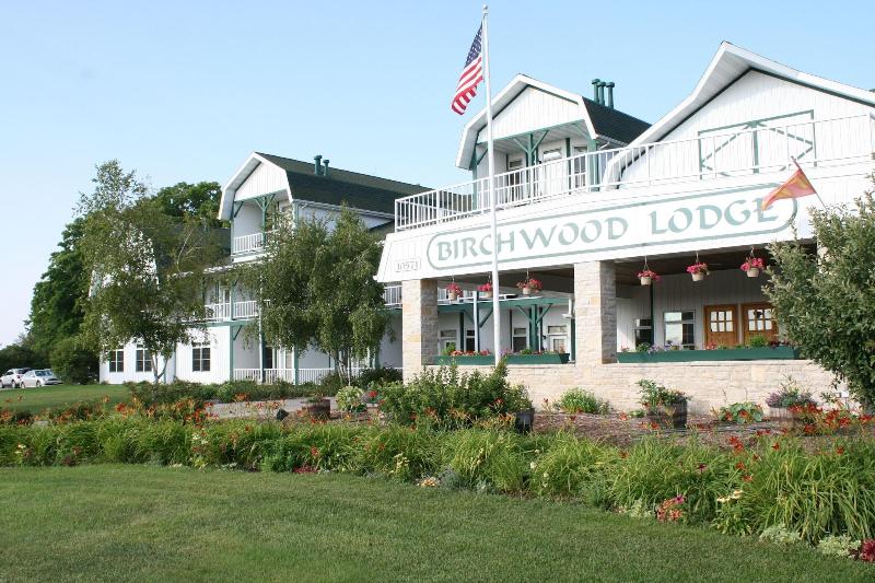 Birchwood Lodge