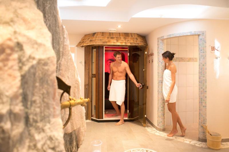 Hotel Zehnerkar Hotel Obertauern image