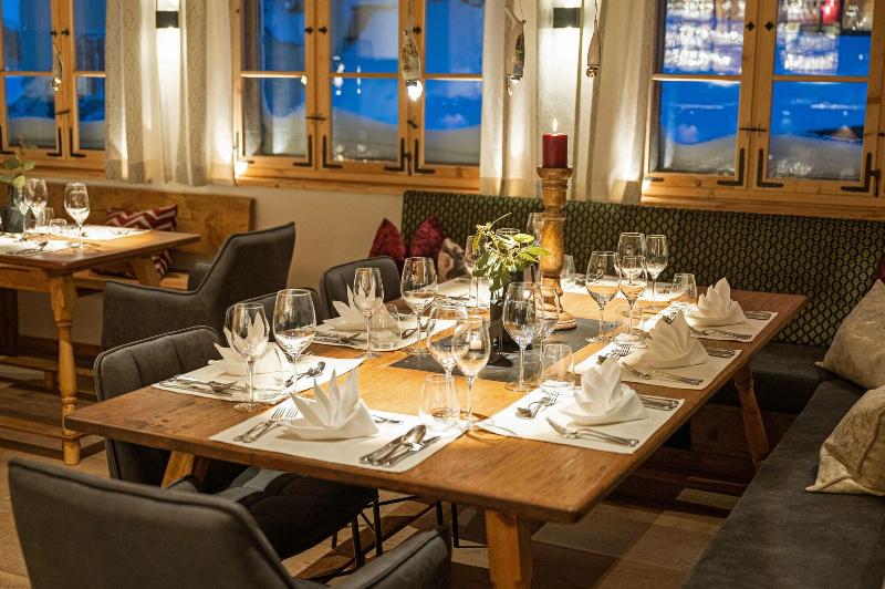 Hotel Zehnerkar Hotel Obertauern image
