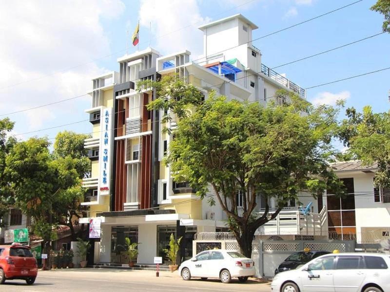 Asian Smile Hotel image