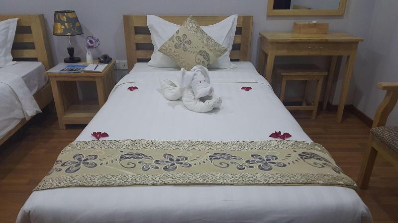 Asian Smile Hotel image