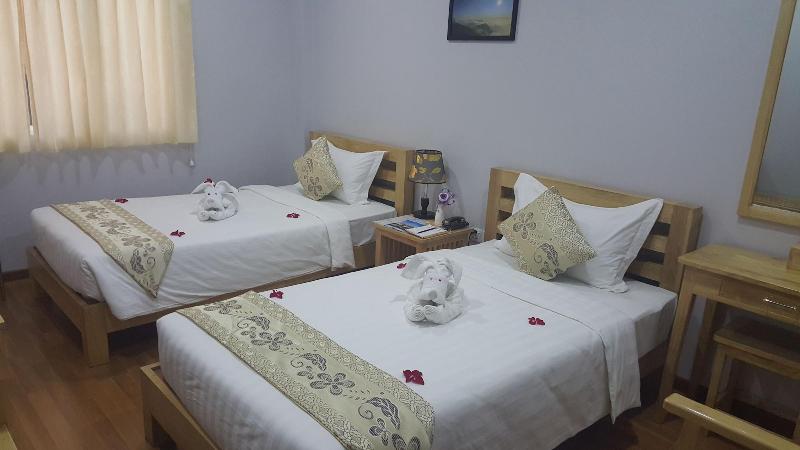 Asian Smile Hotel image
