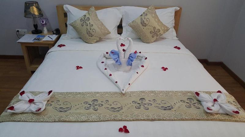 Asian Smile Hotel image