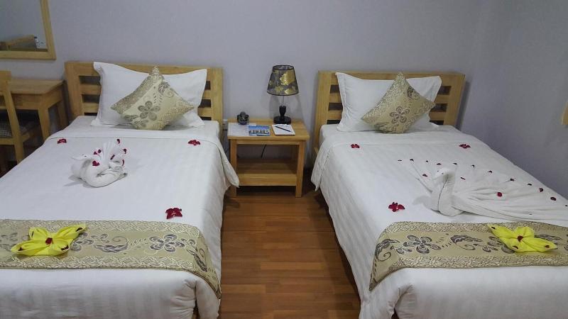 Asian Smile Hotel image