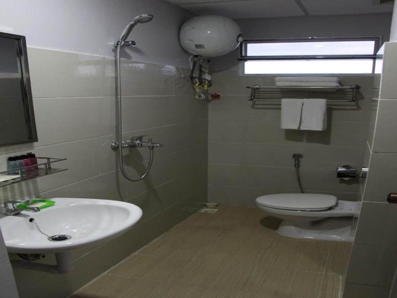 Asian Smile Hotel image