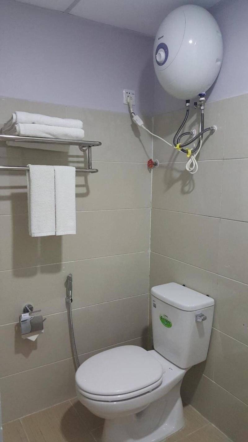 Asian Smile Hotel image