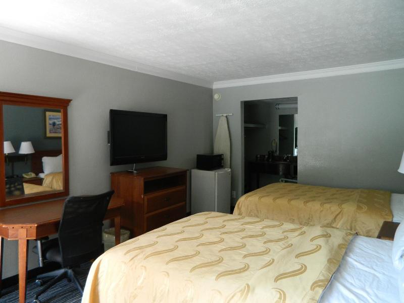 Travel Inn Atlanta image