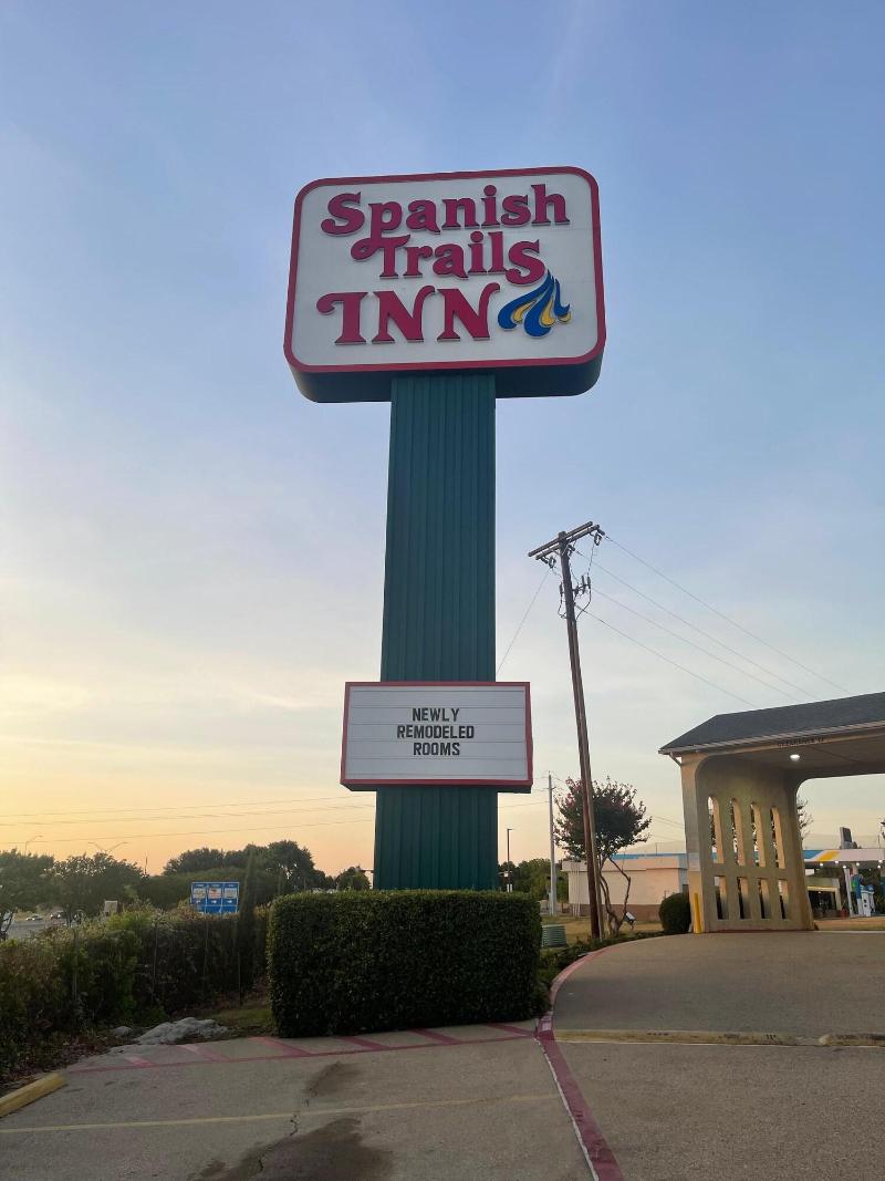 Spanish Trails Inn image