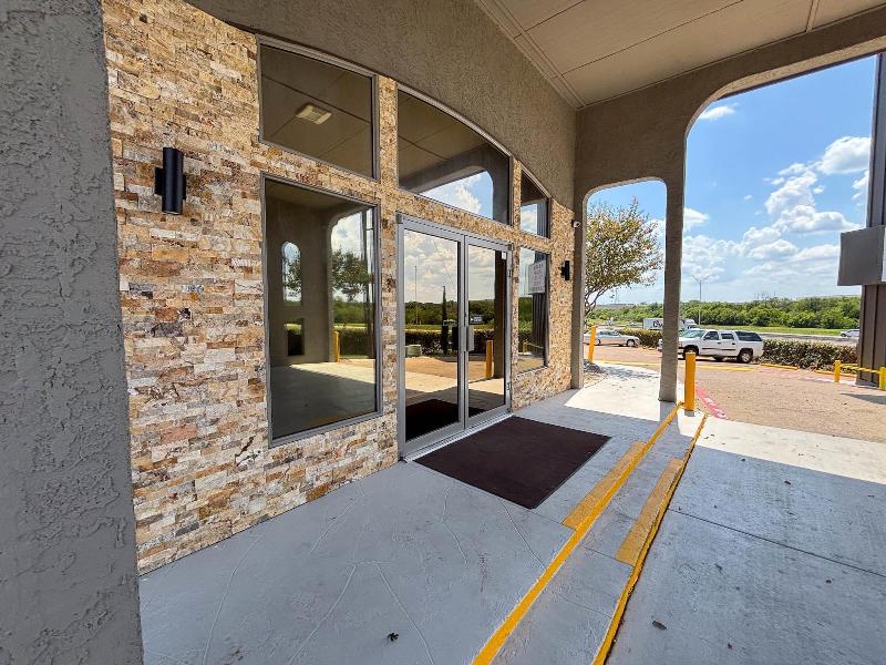 Spanish Trails Inn image