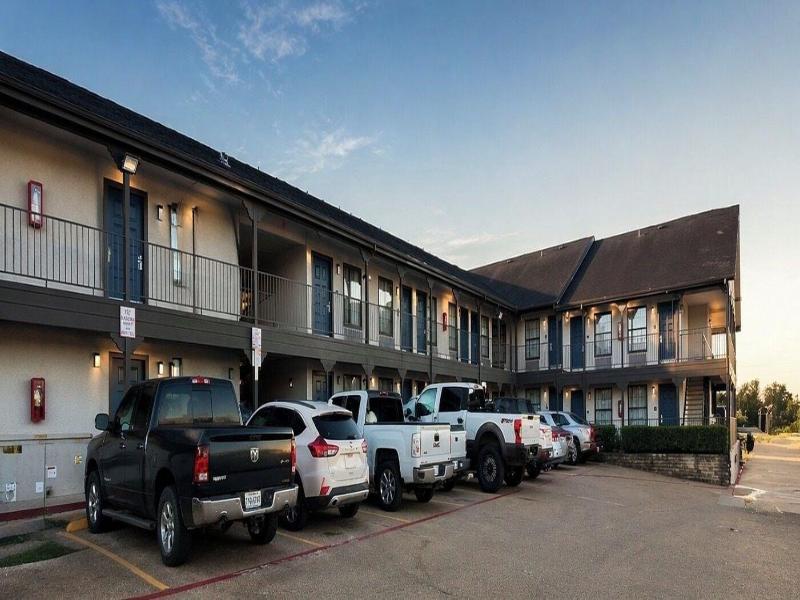 Spanish Trails Inn image