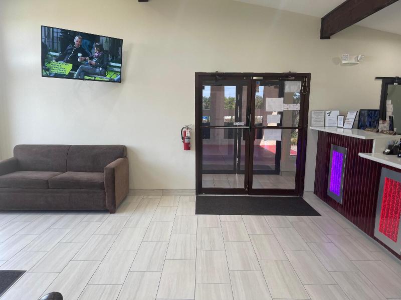 Spanish Trails Inn image