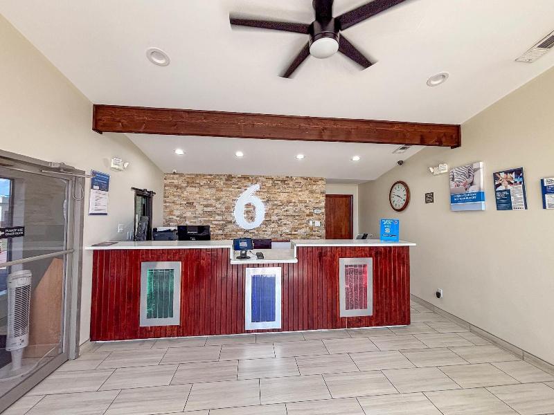 Spanish Trails Inn image