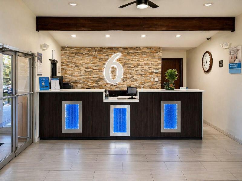 Spanish Trails Inn image