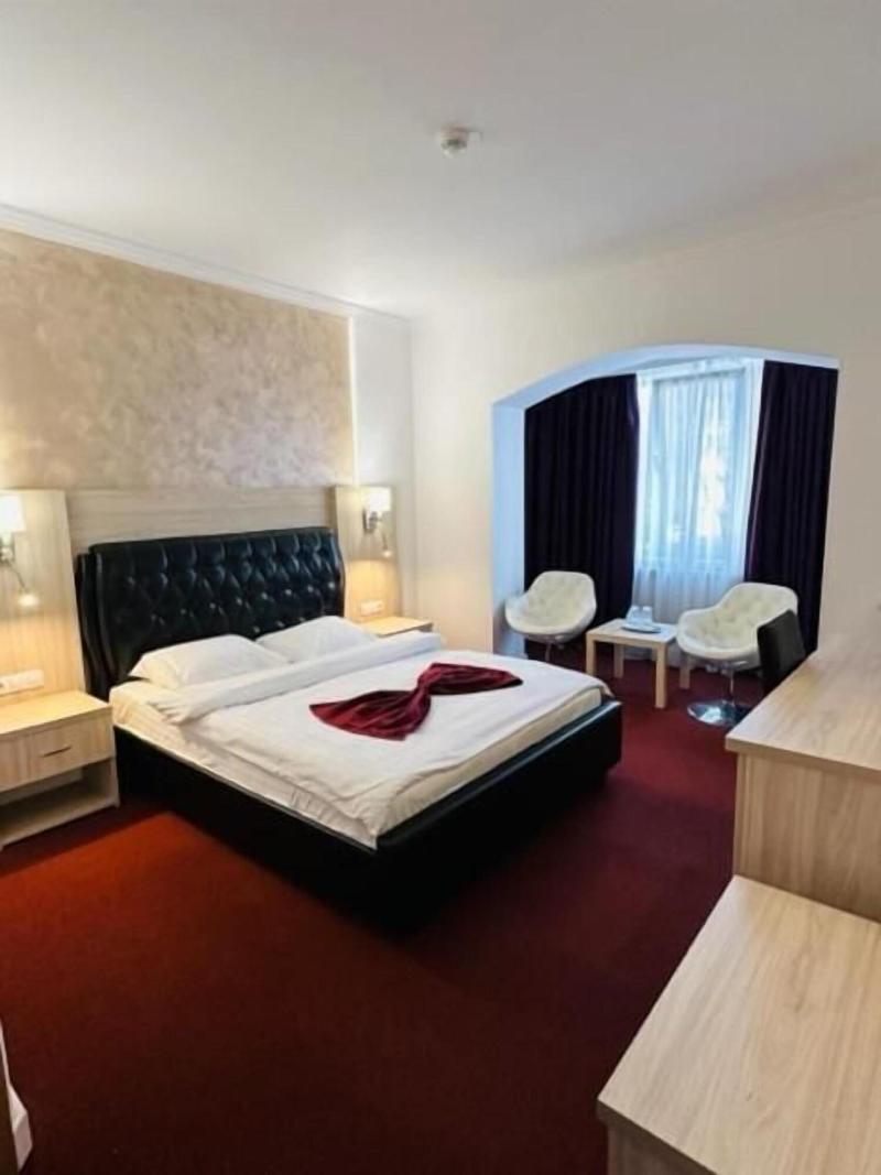 Bulevard Prestige Hotel image