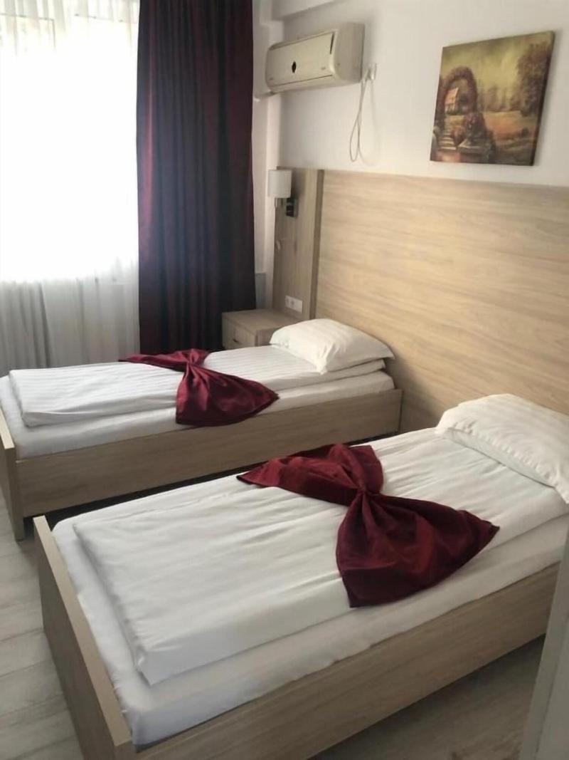 Bulevard Prestige Hotel image