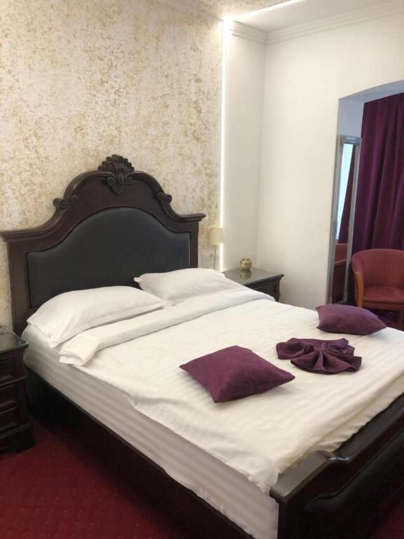 Bulevard Prestige Hotel image