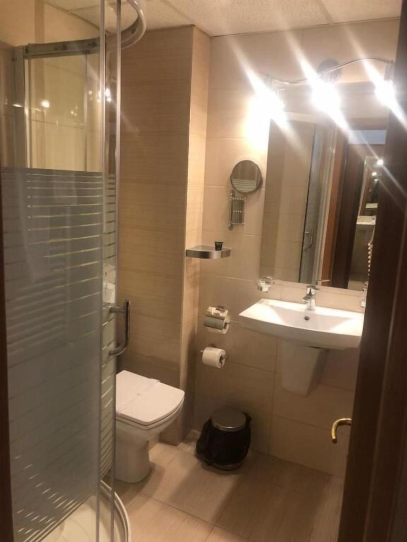 Bulevard Prestige Hotel image